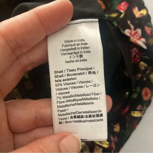 J. Crew Ruffle Neck Top in Midnight Vintage Floral Gold Metallic Size S - Picture 8 of 12